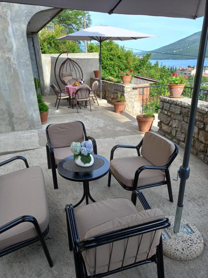 House Hill Star Kumbor Villa Luaran gambar