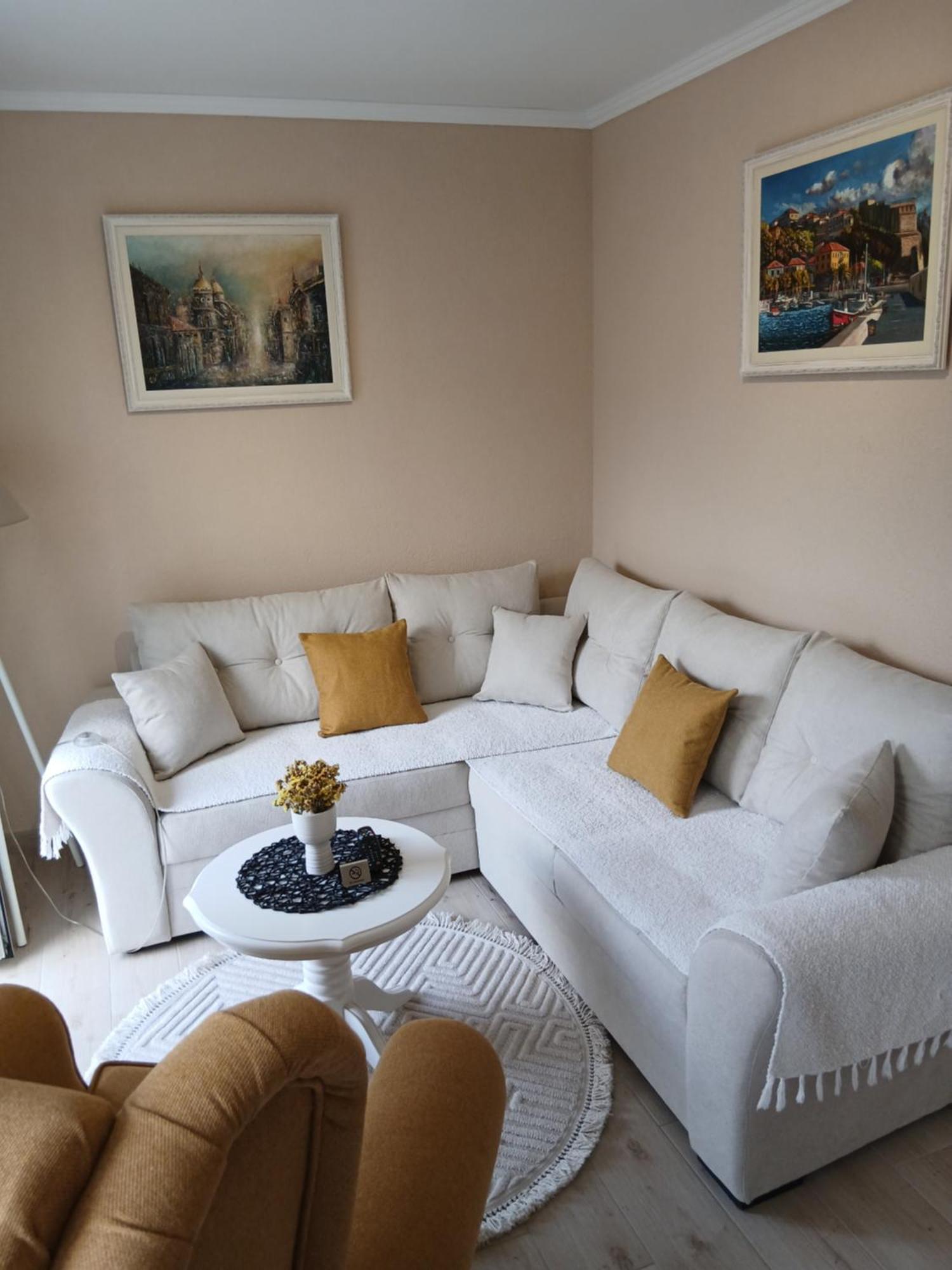 House Hill Star Kumbor Villa Luaran gambar